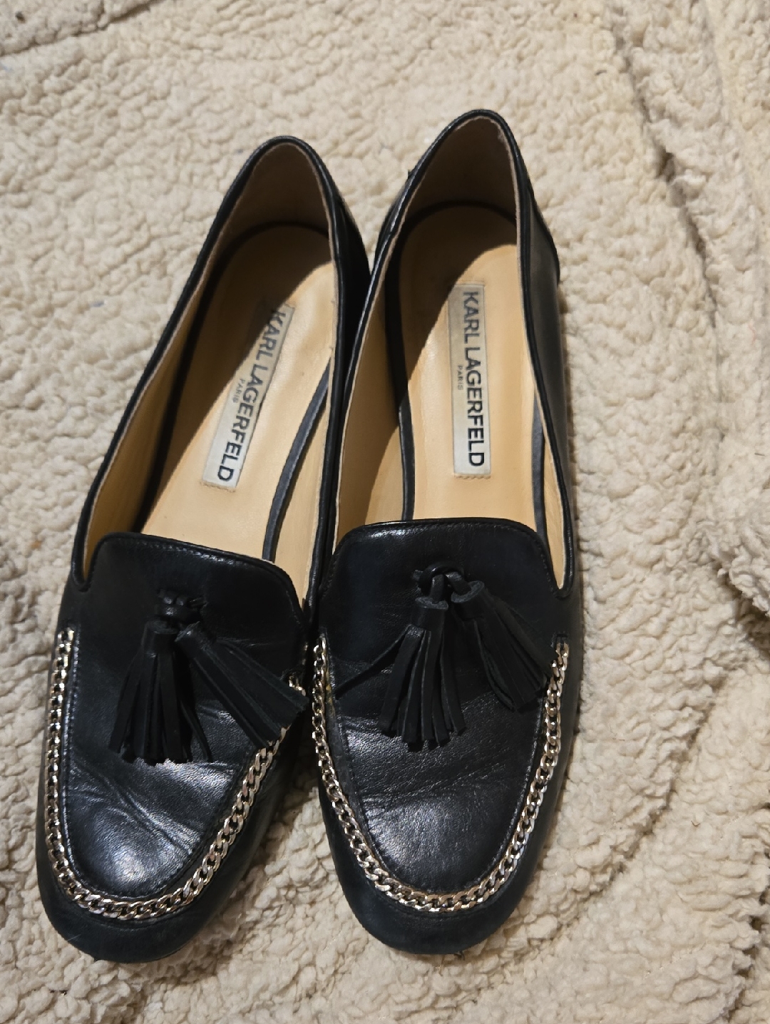 Karl Lagerfeld Black Leather Tassel Loafers With Chain Trim